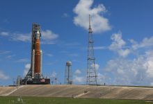 Artemis I e il suo razzo SLS sono pronti alla partenza. La prima finestra di lancio si apre lunedì 29 agosto alle 14:33 italiane.